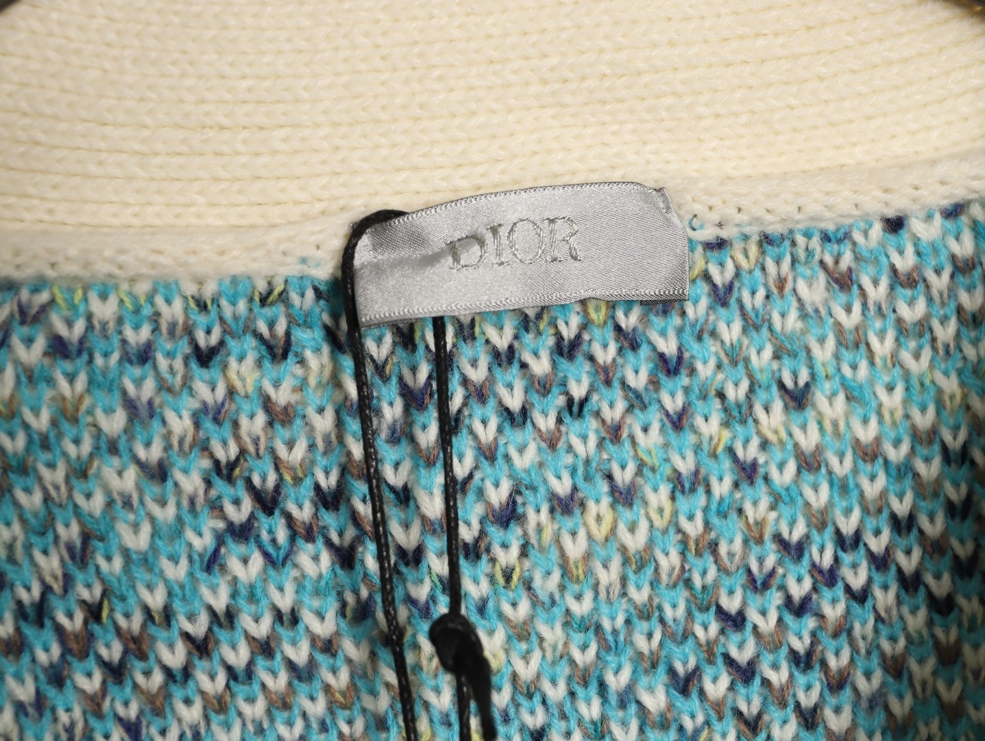 D*or 25ss cardigan sweaters