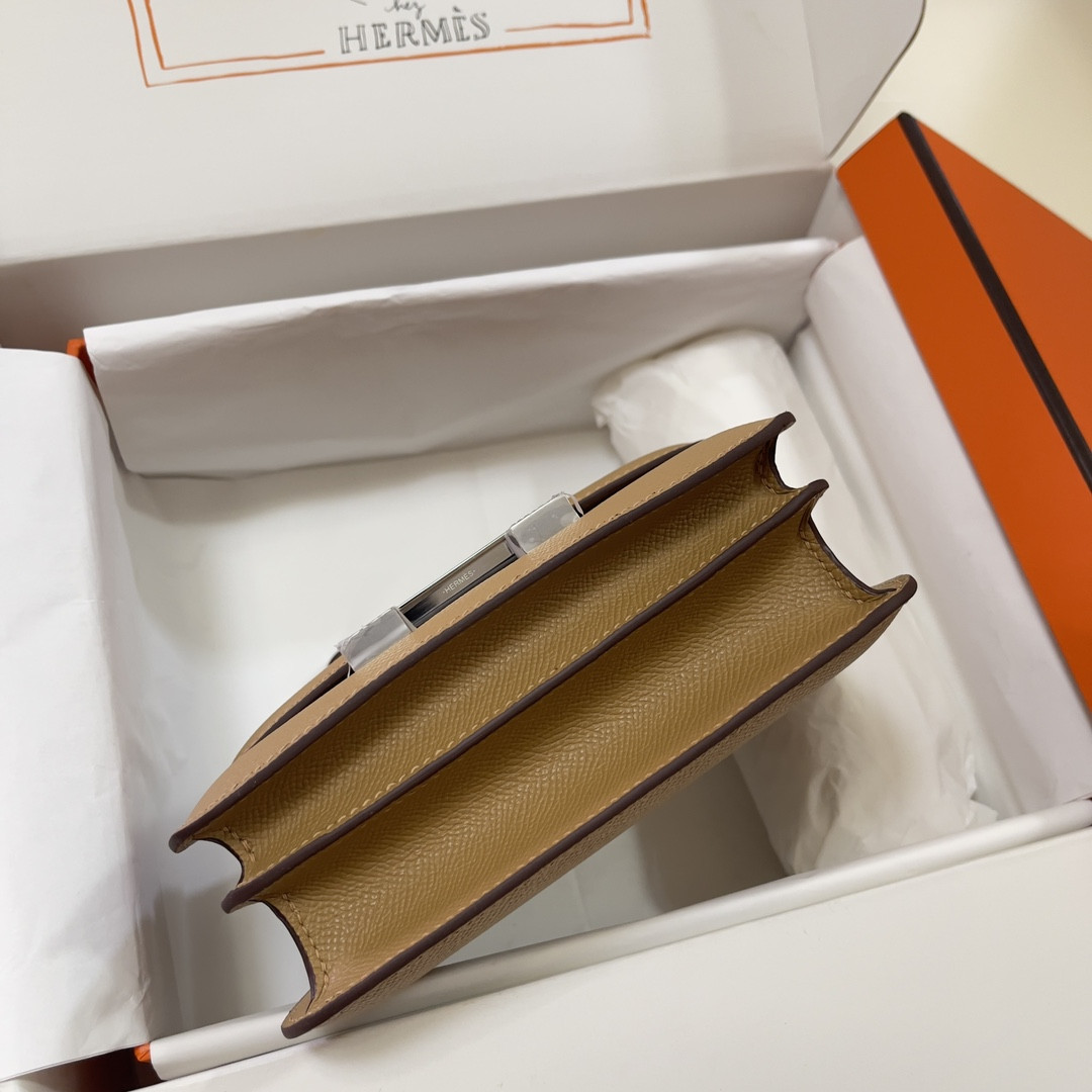 H**me5 constance 19 epsom silver hardware 7.25" x 6.25" x 2.25"