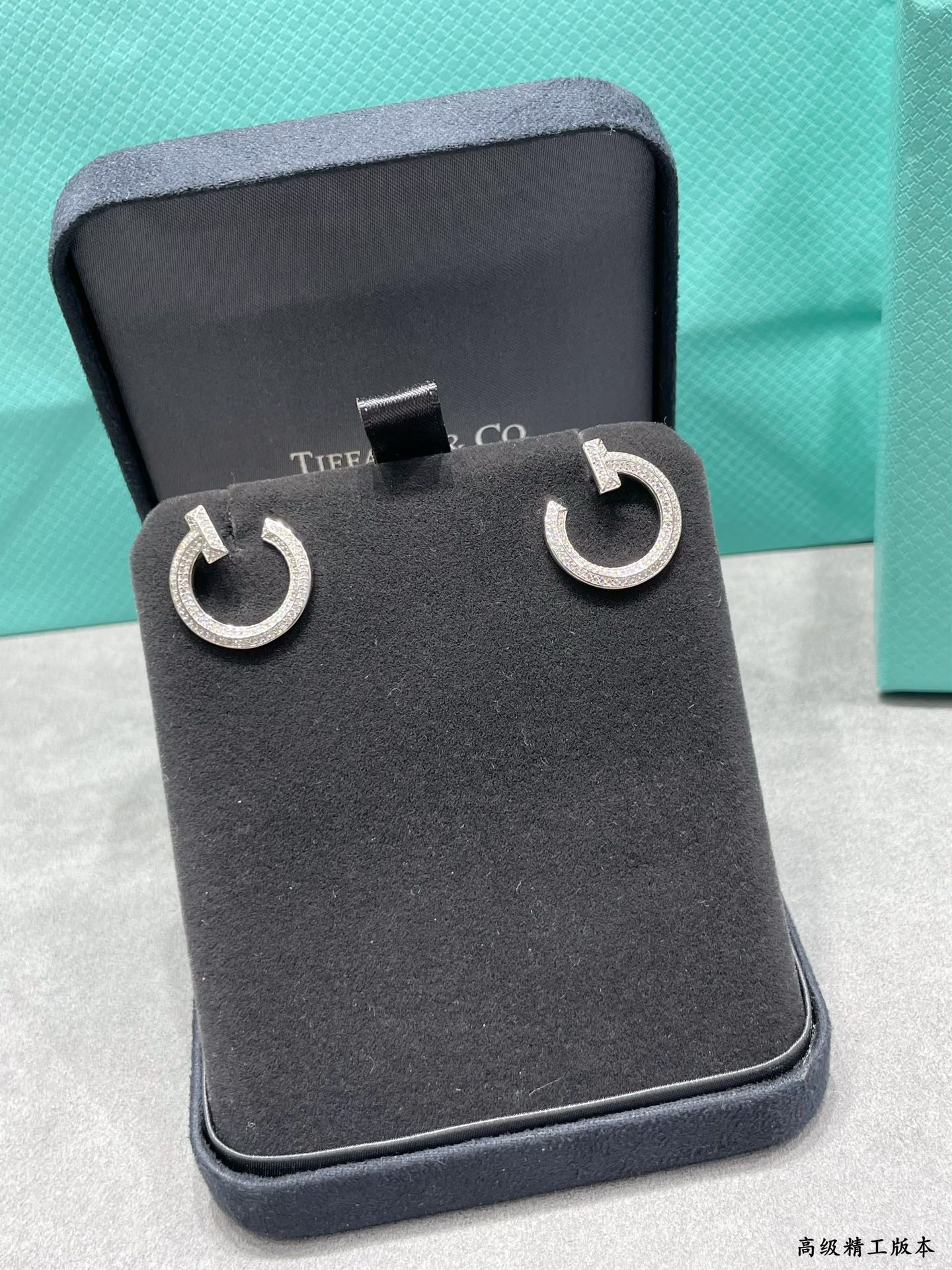 T*f*ny & co. t1 narrow hoop earrings