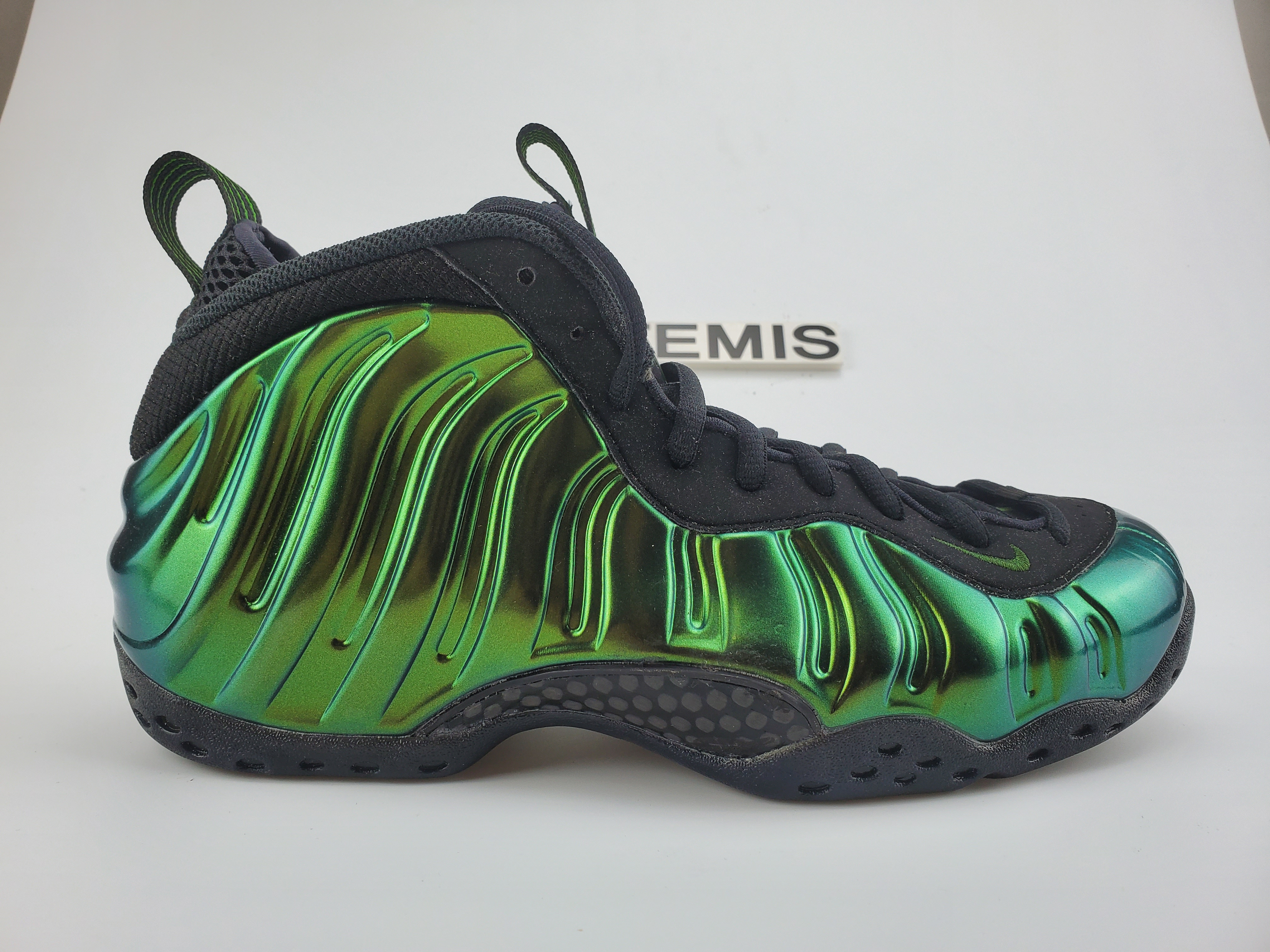 Nike Air Foamposite One "Metallic Green"