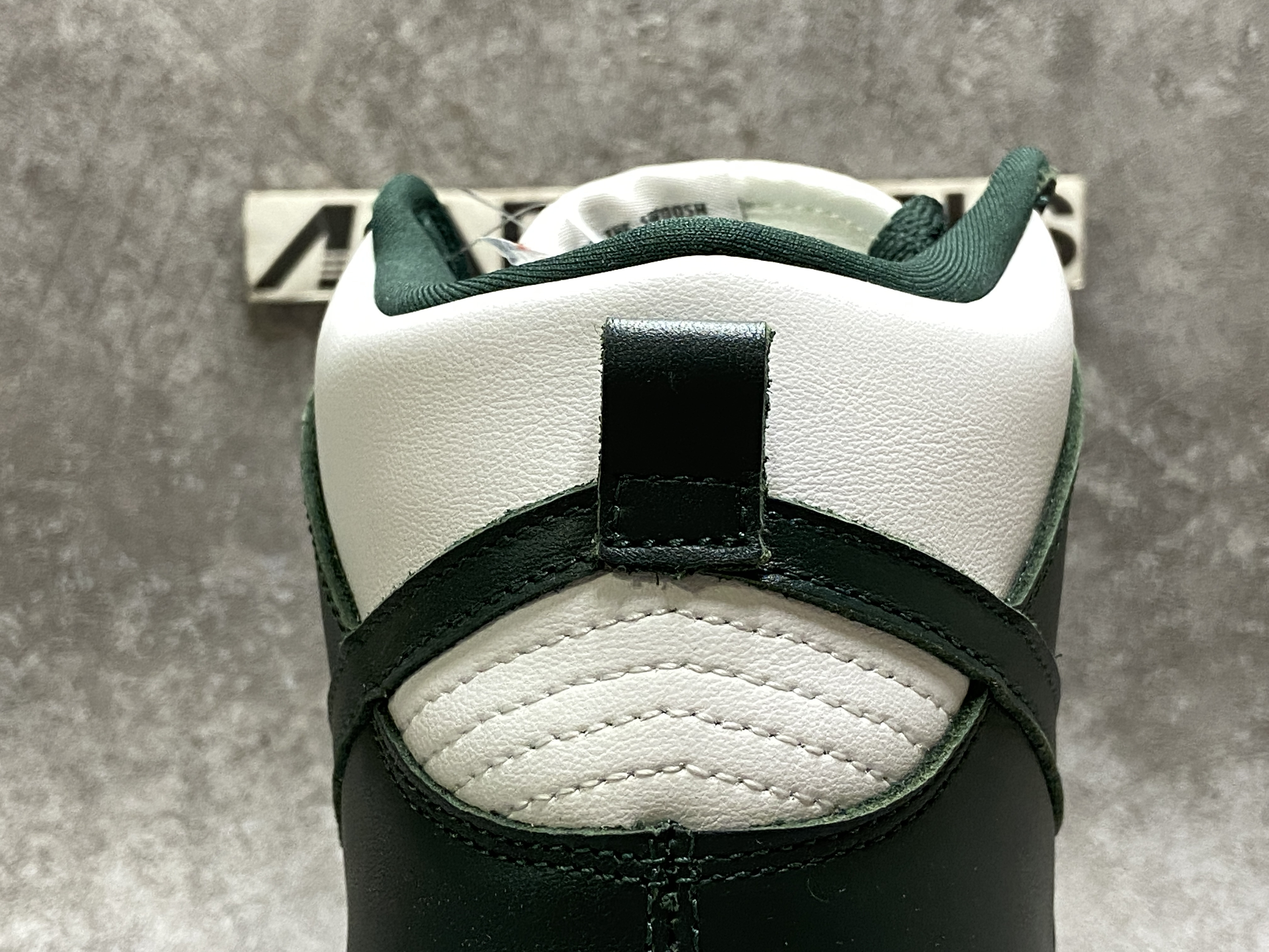 Nike Dunk High Spartan Green