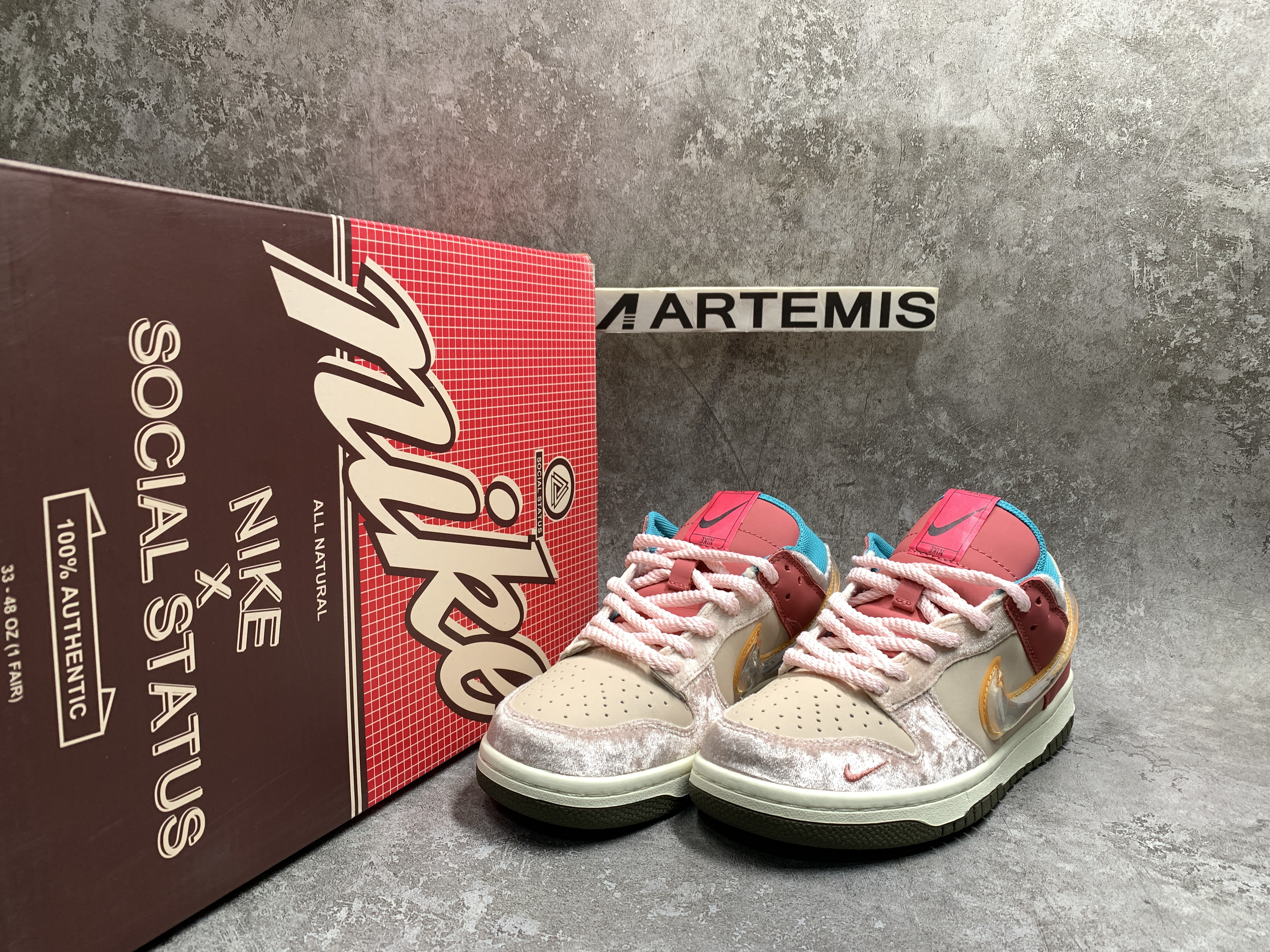 Nike Dunk Low Social Status Free Lunch Strawberry Milk