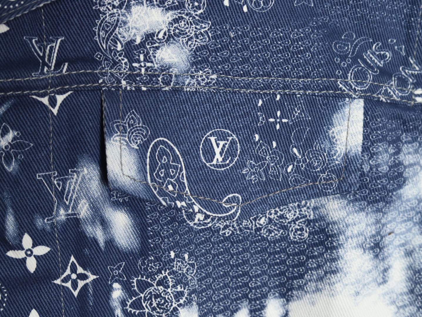 l0*is V*t0n lv short-sleeved shirts