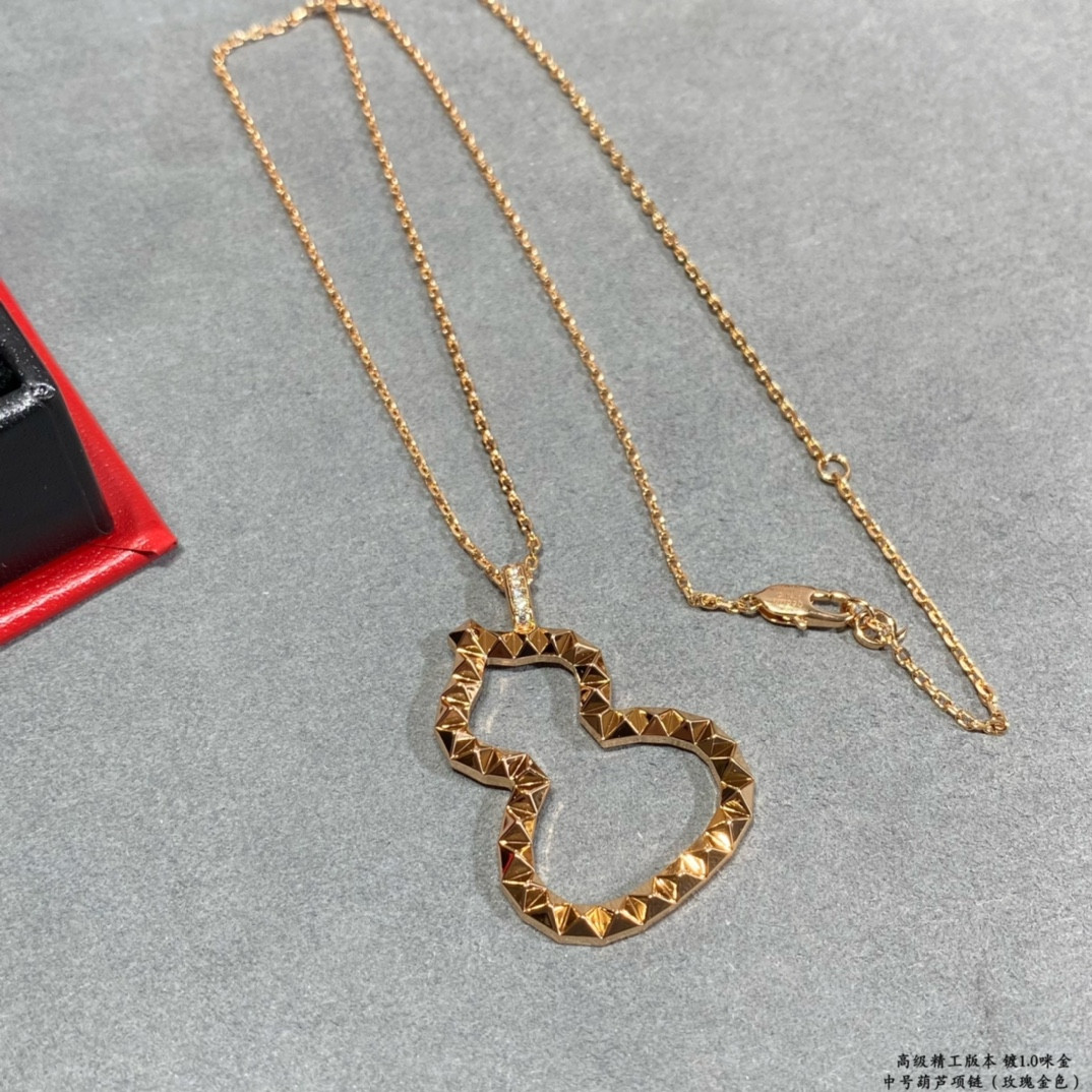 Qeelin Medium Gourd Necklace