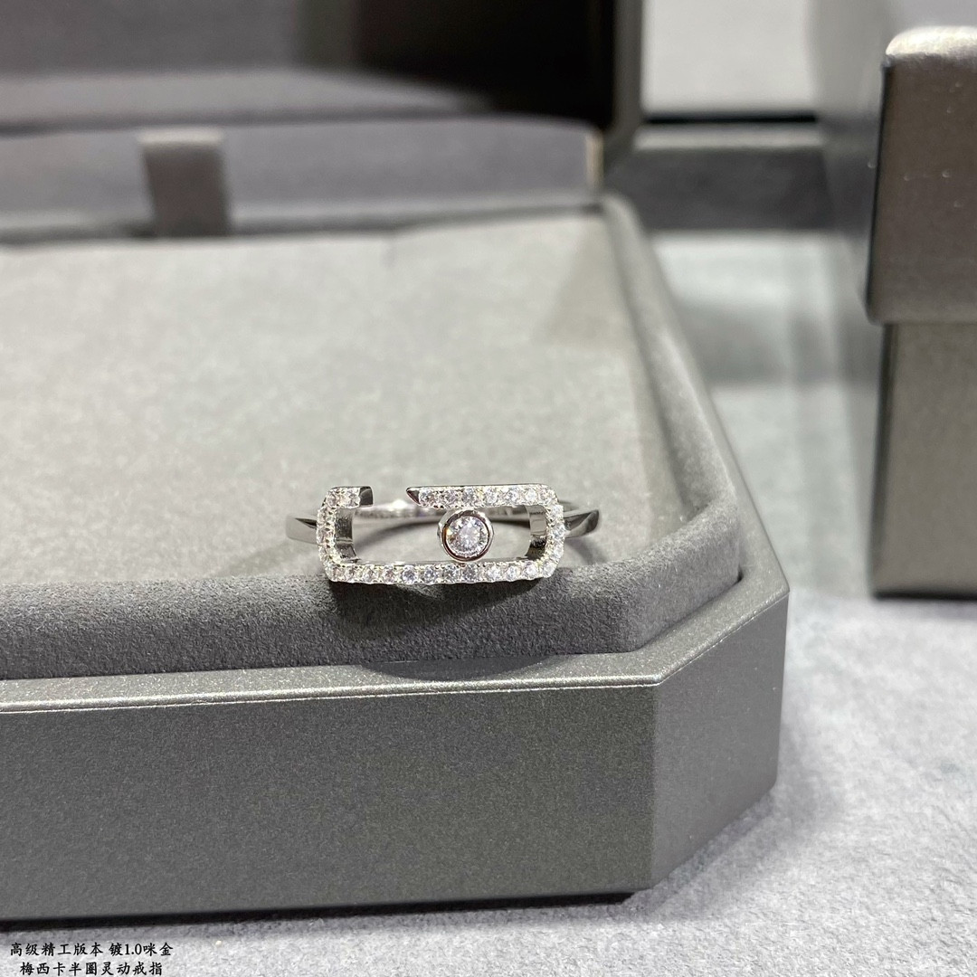 Messika Half Circle Moving Ring