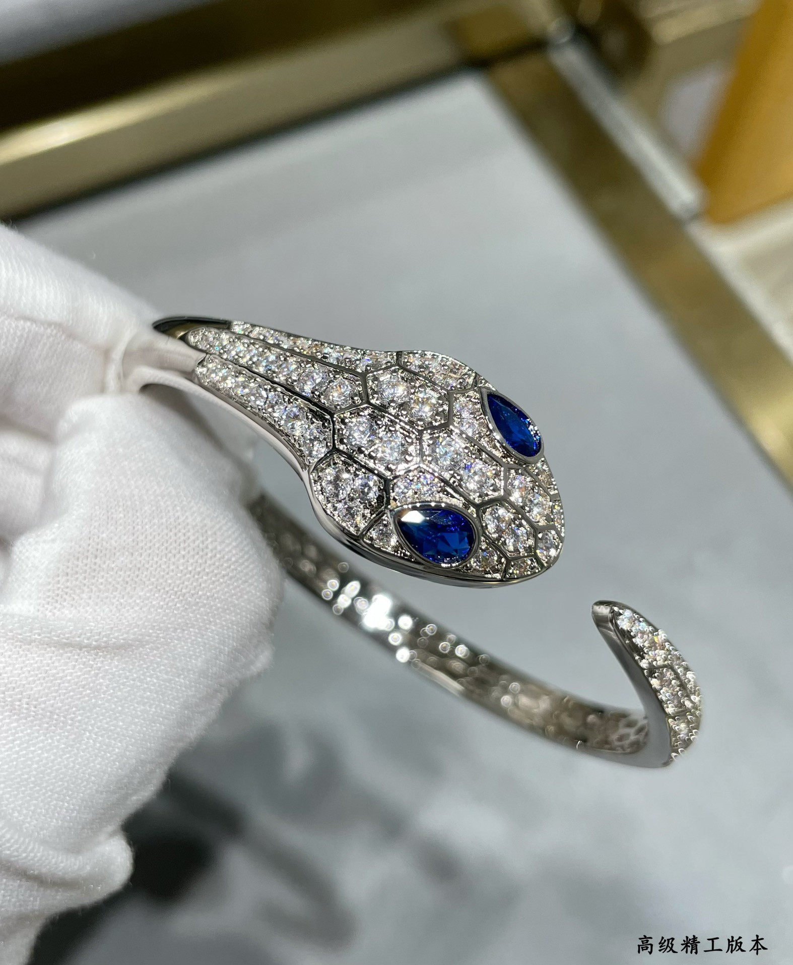 b*l*ai full Di*m*nd open snake bracelet