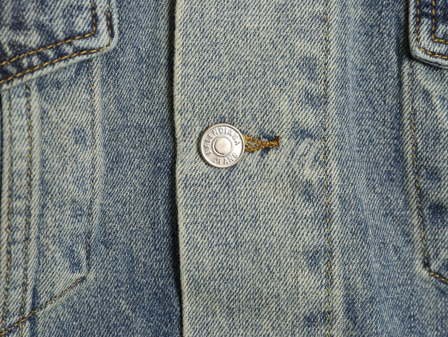 Ba*len*cia*ga denim coats