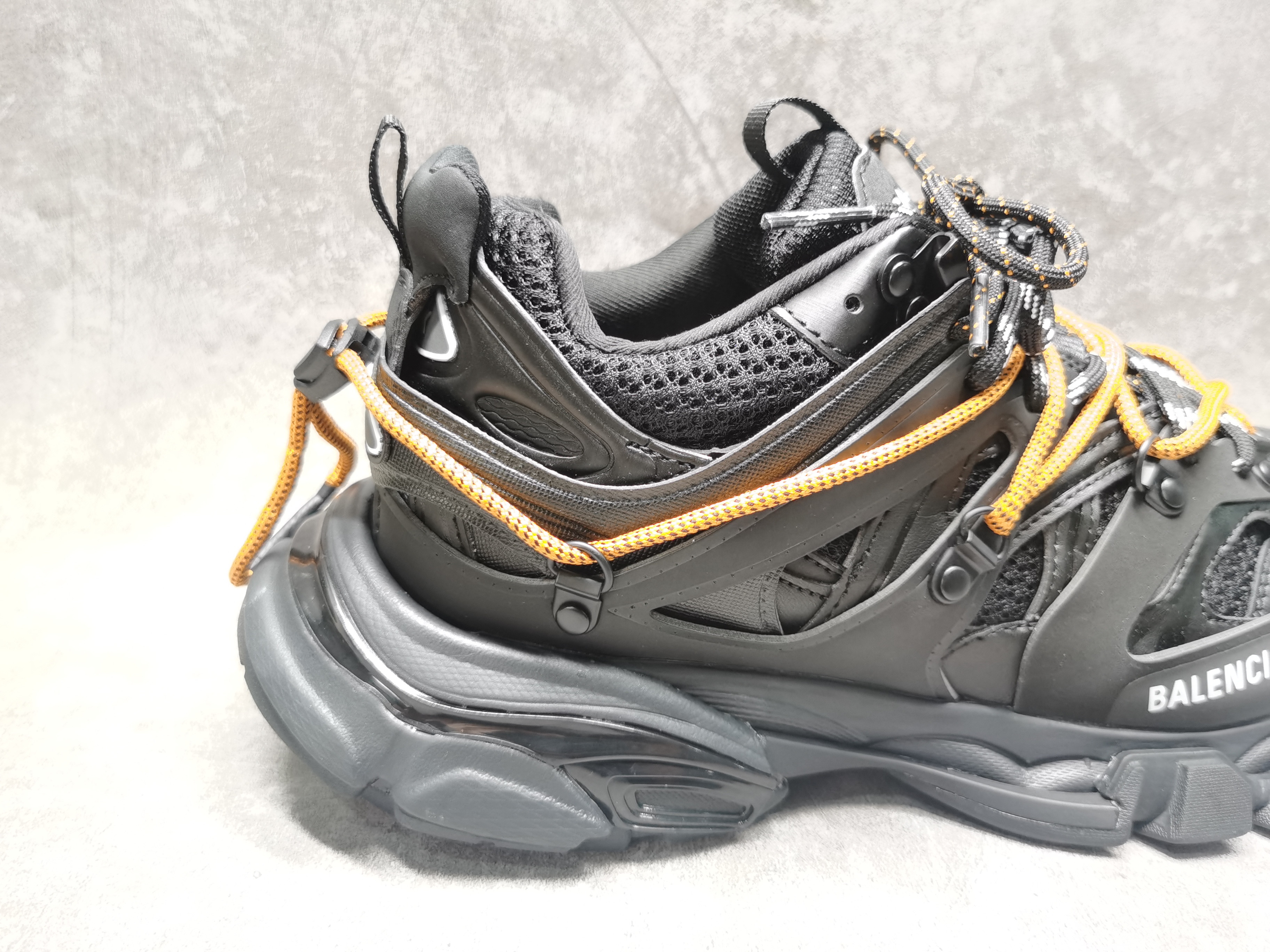 UA Balenciga Sneaker