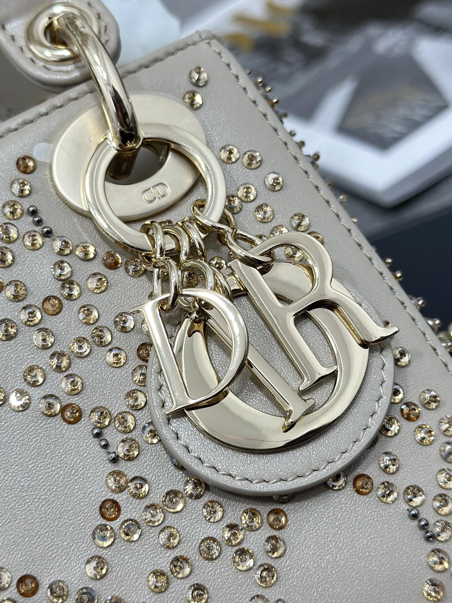 D*or mini lady D*or 17 x 15 x 7cm