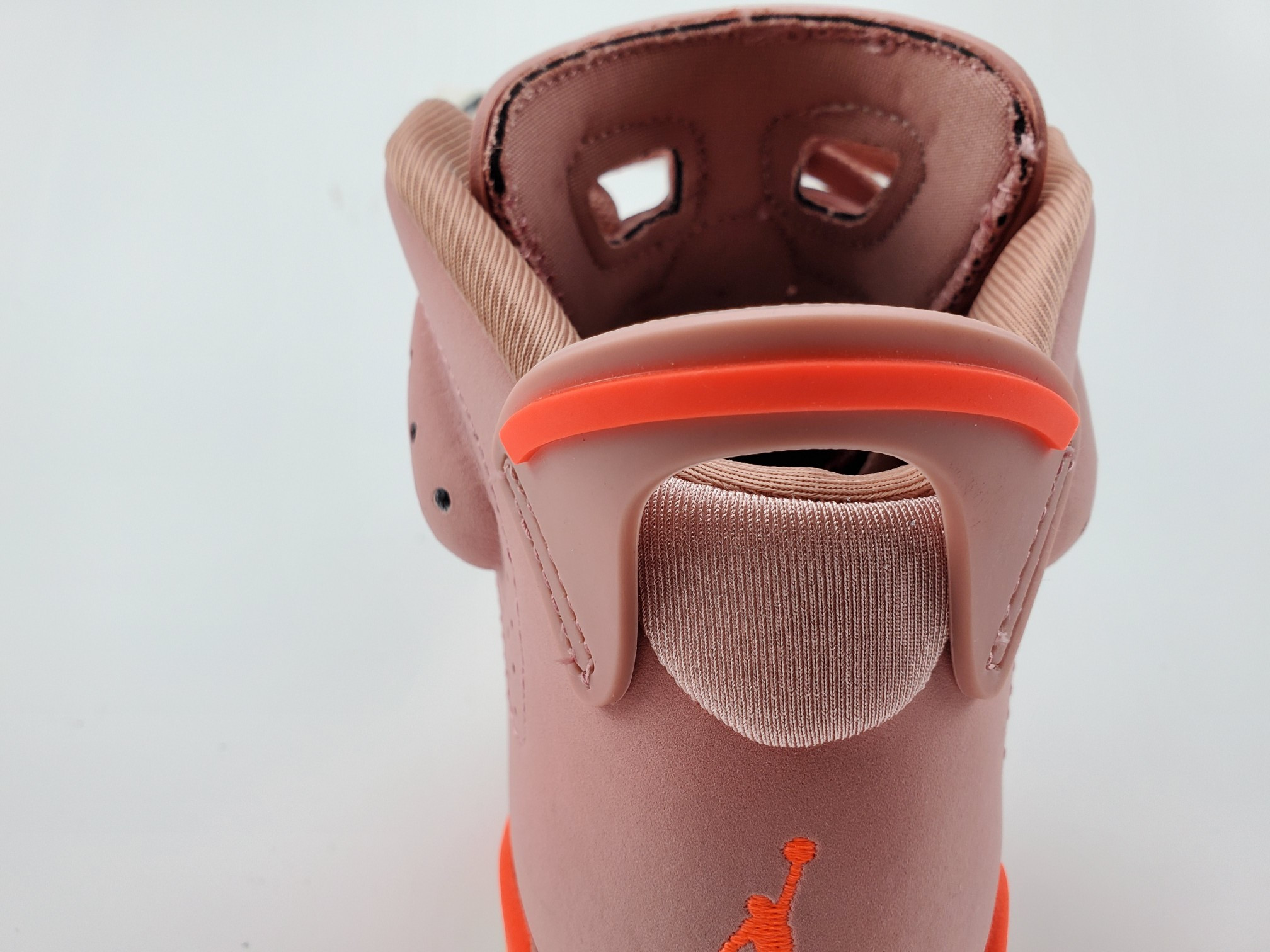 Jordan 6 Retro Aleali May