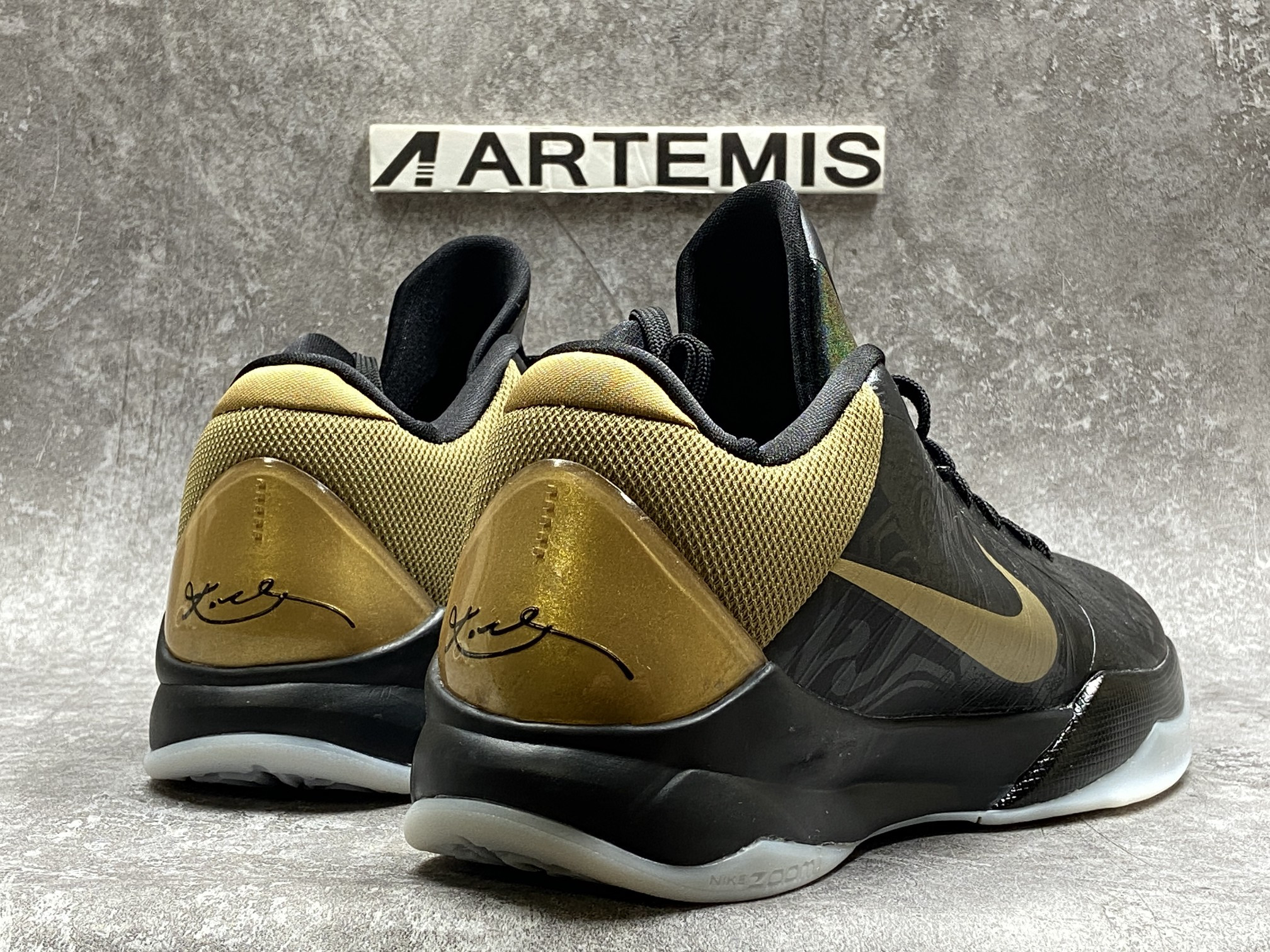 Nike Kobe 5 Big Stage Away