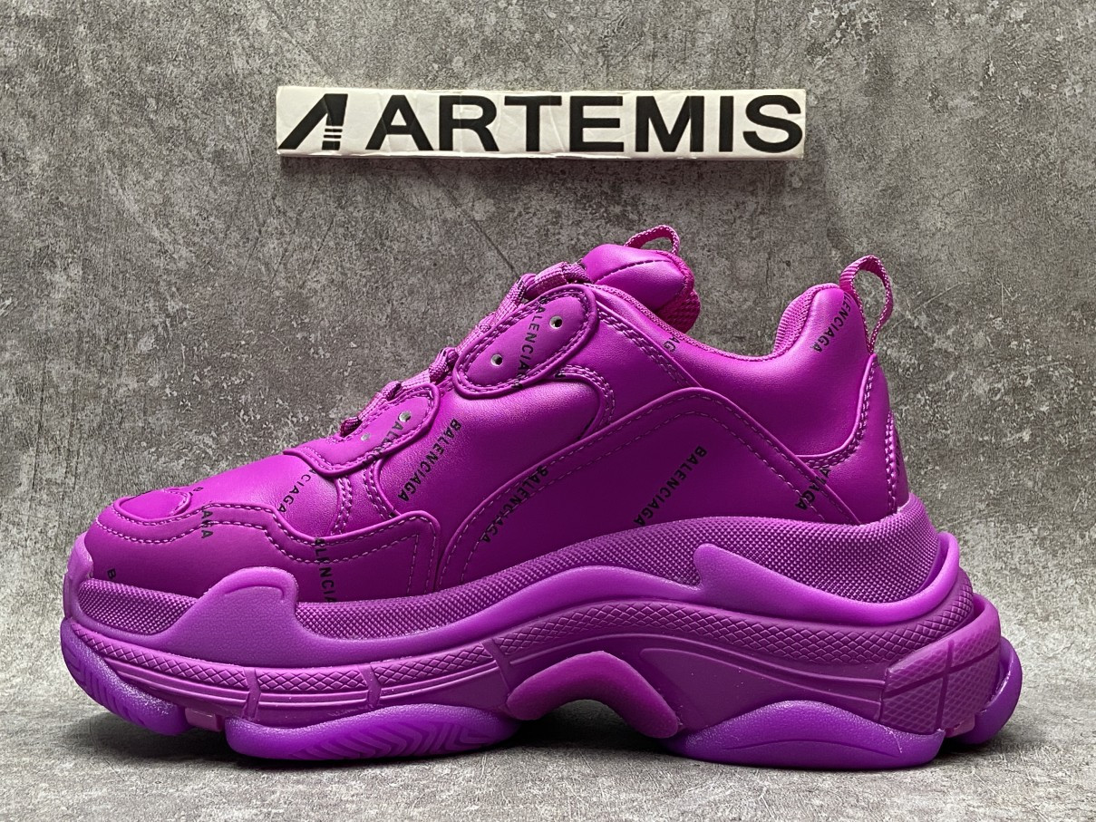 Balenciga Triple S Allover Logo Pink