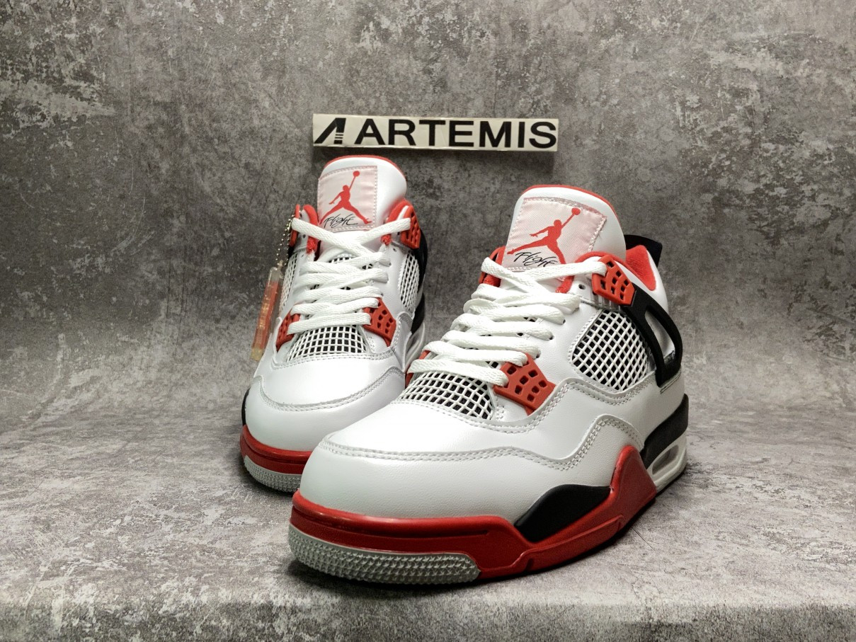 Air Jordan 4 Retro Fire Red