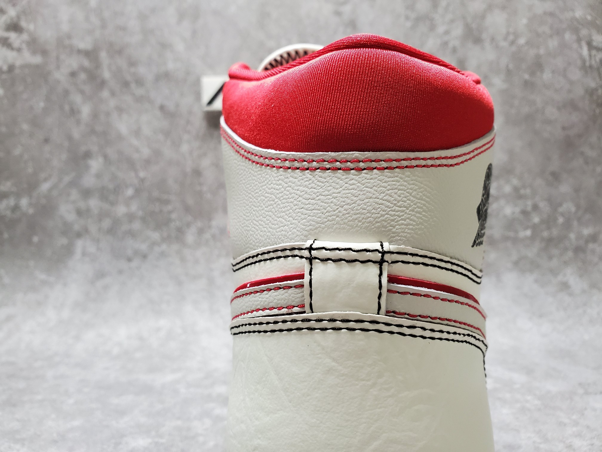 Air Jordan 1 Retro High Phantom Gym Red