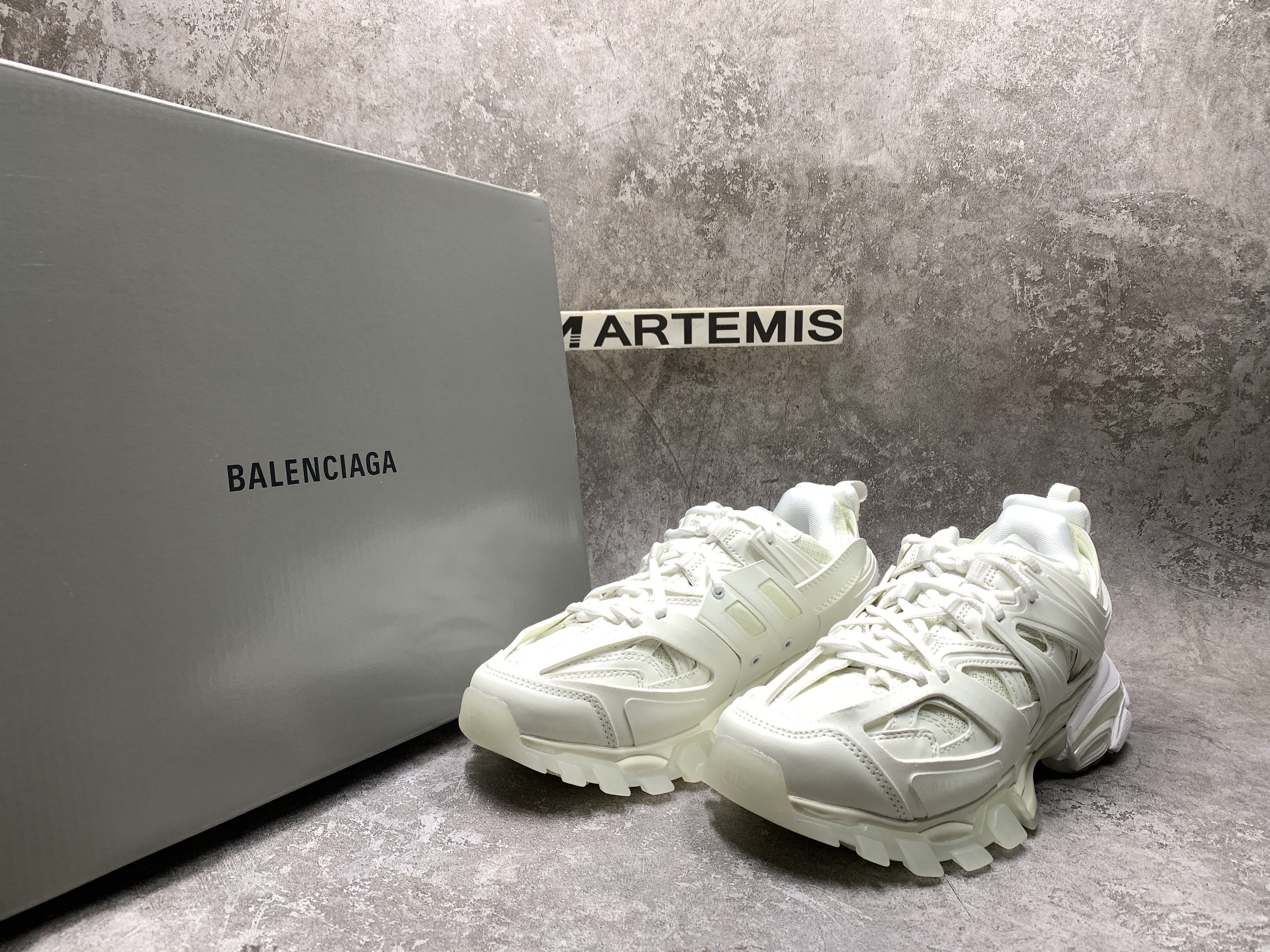 Balenciga Track Glow In Dark Sneaker
