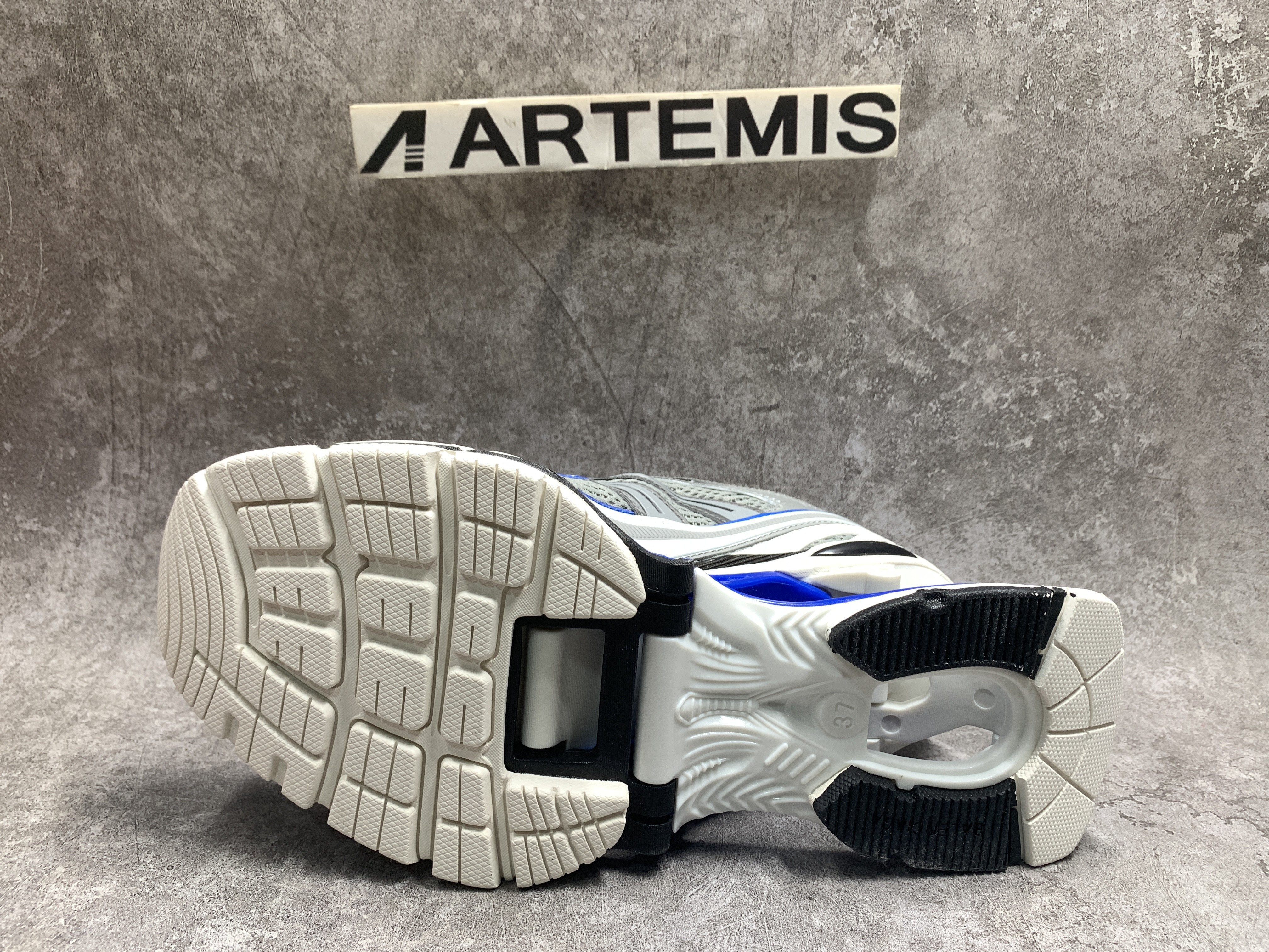 Balenciga X-Pander Blue Silver