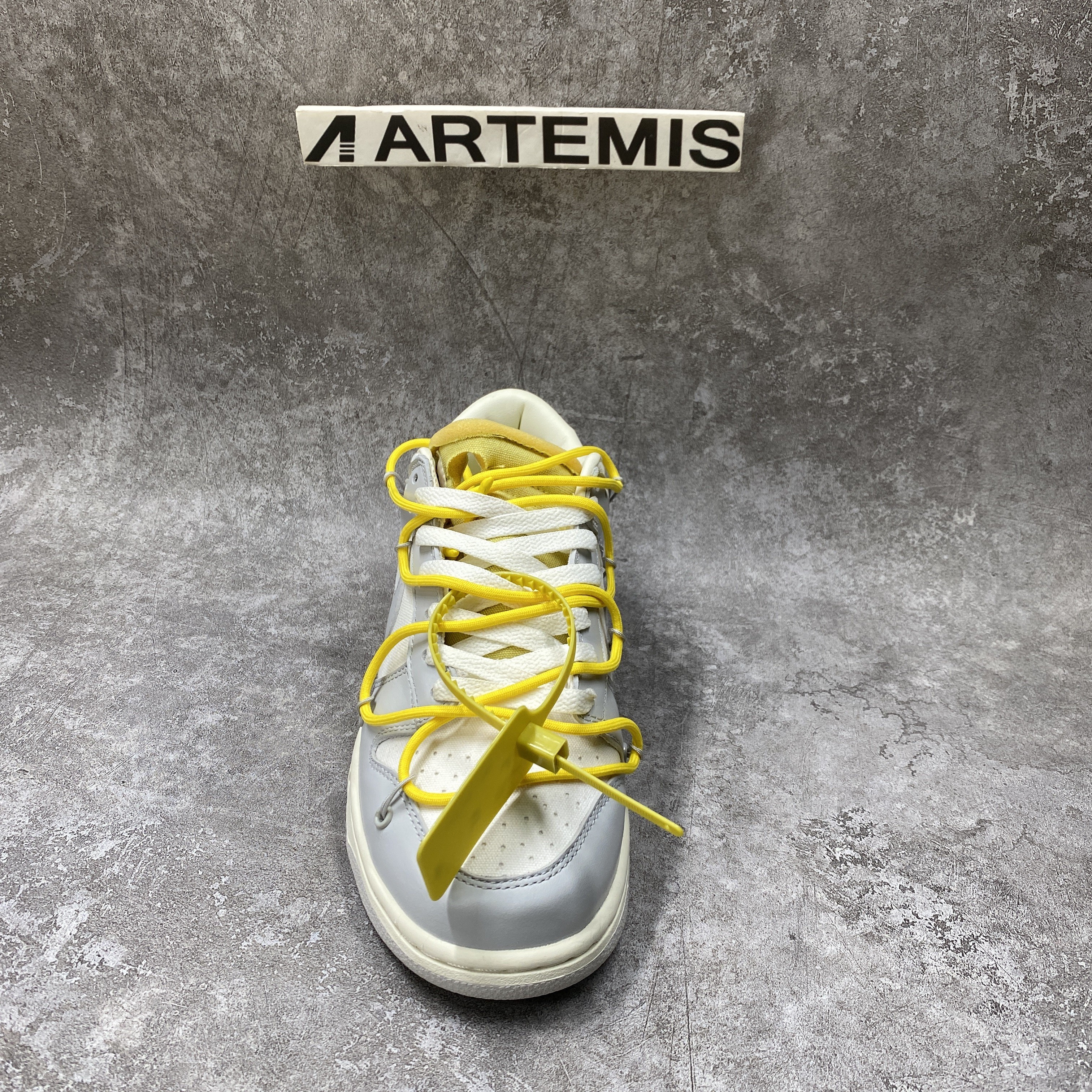 Nike Dunk Low Off-White Lot 29