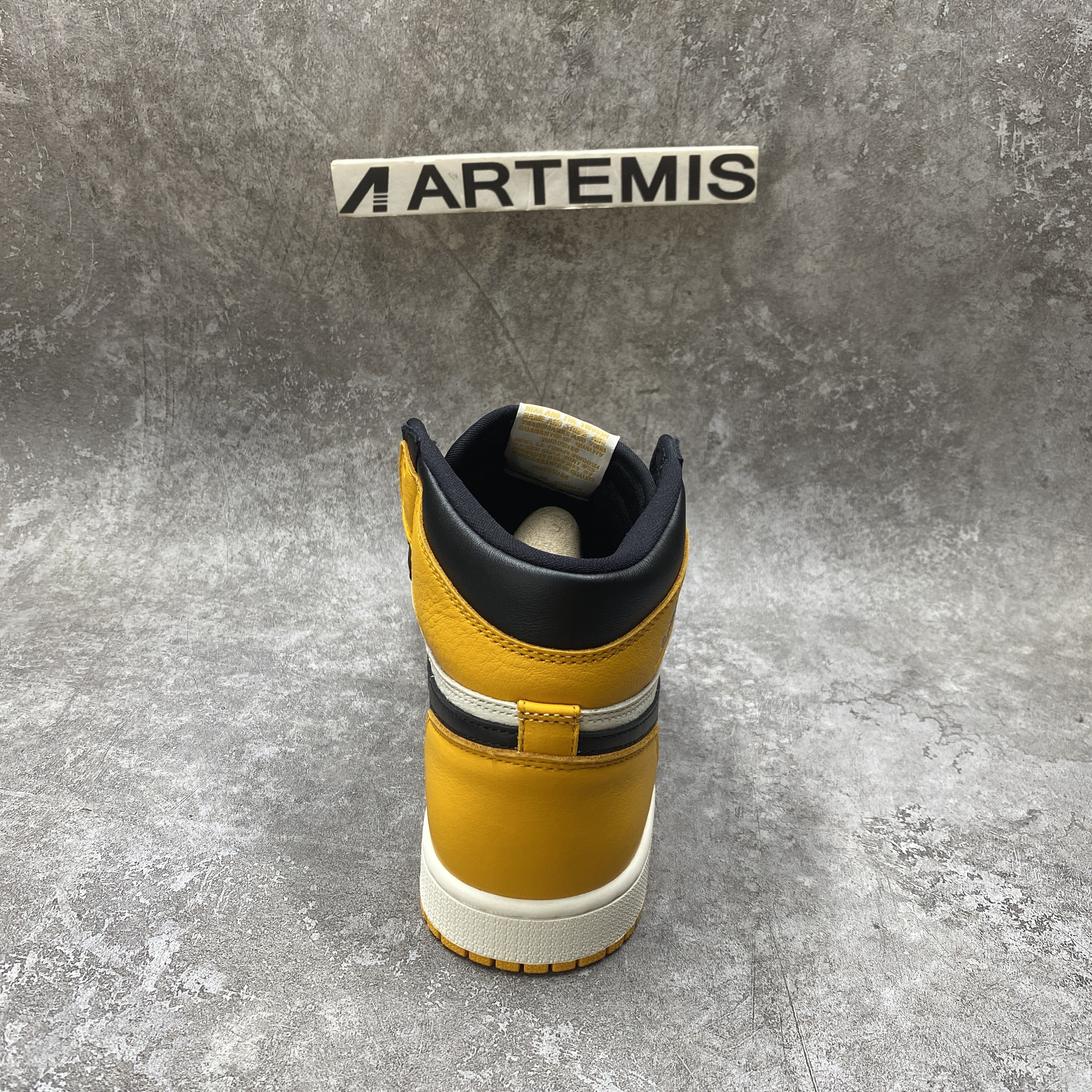 Air Jordan 1 High OG Yellow Toe