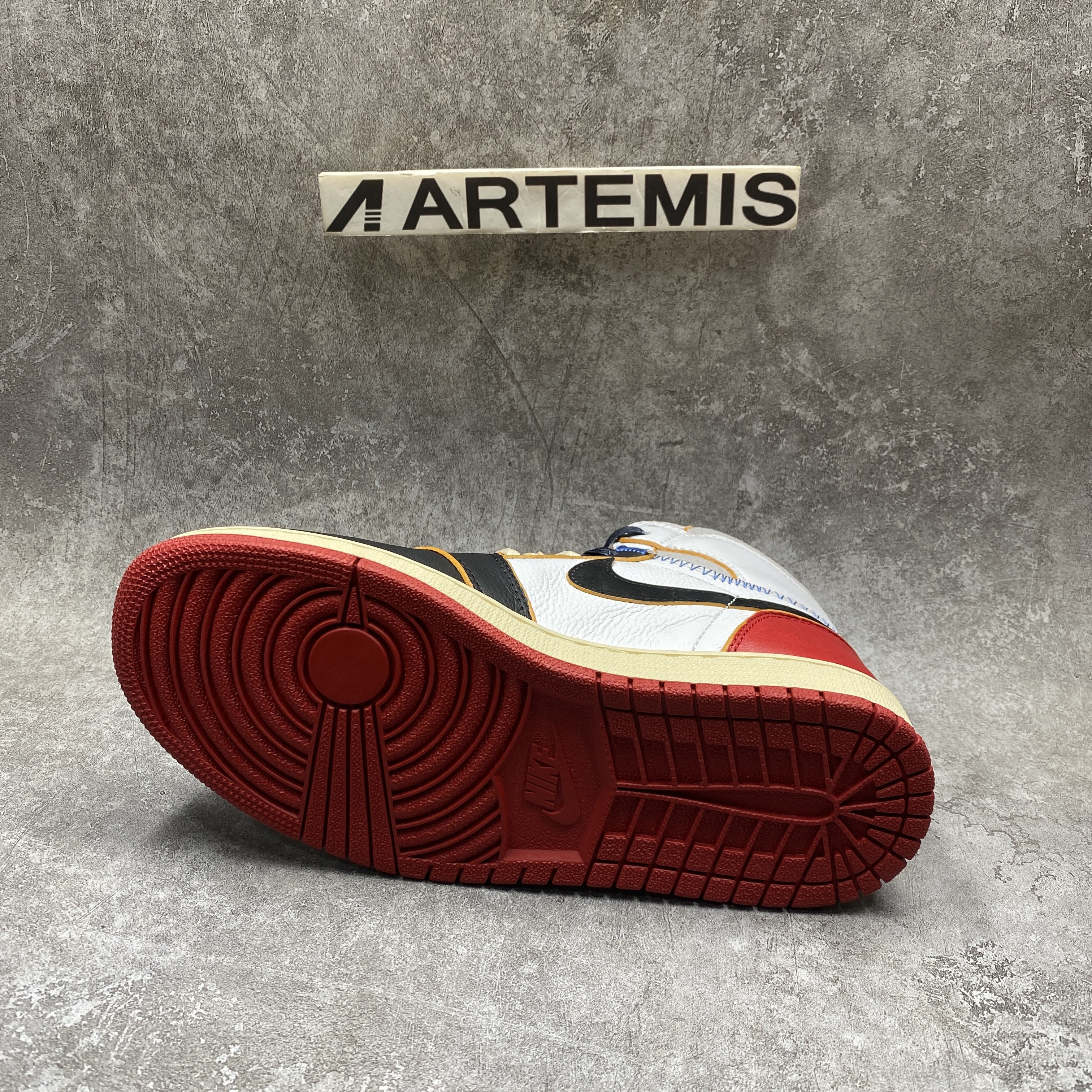 Air Jordan 1 Retro High Union Los Angeles Black Toe