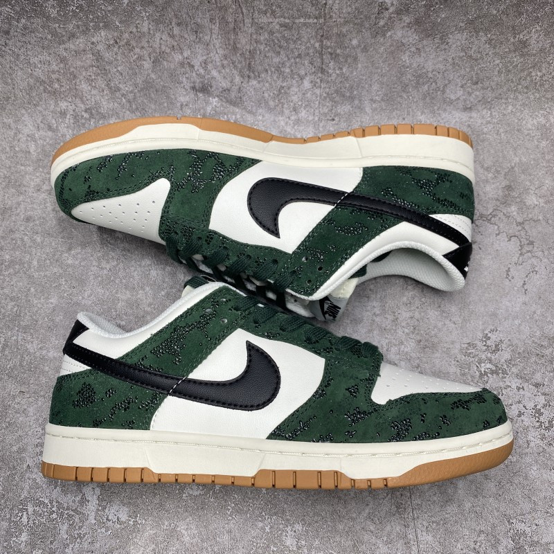 Nike Dunk Low Green Snake