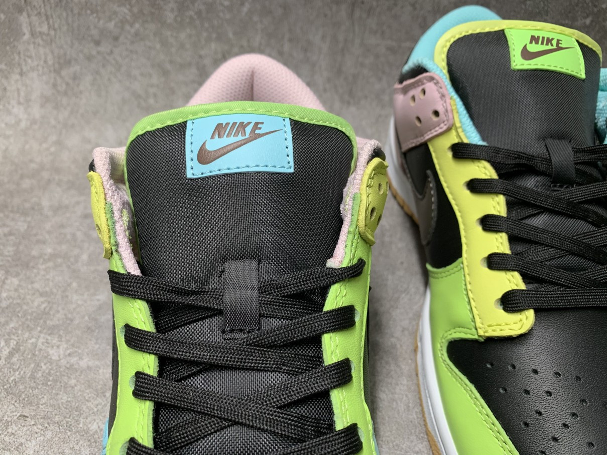 Nike dunk Low SE Free 99 Black