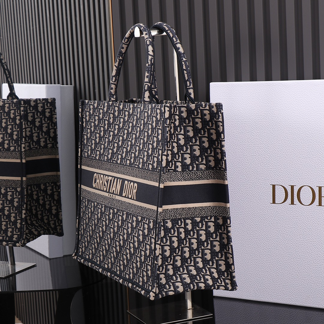 large D*or book tote ecru and blue D*or oblique embroidery 16.5 x 14 x 7.5 inches