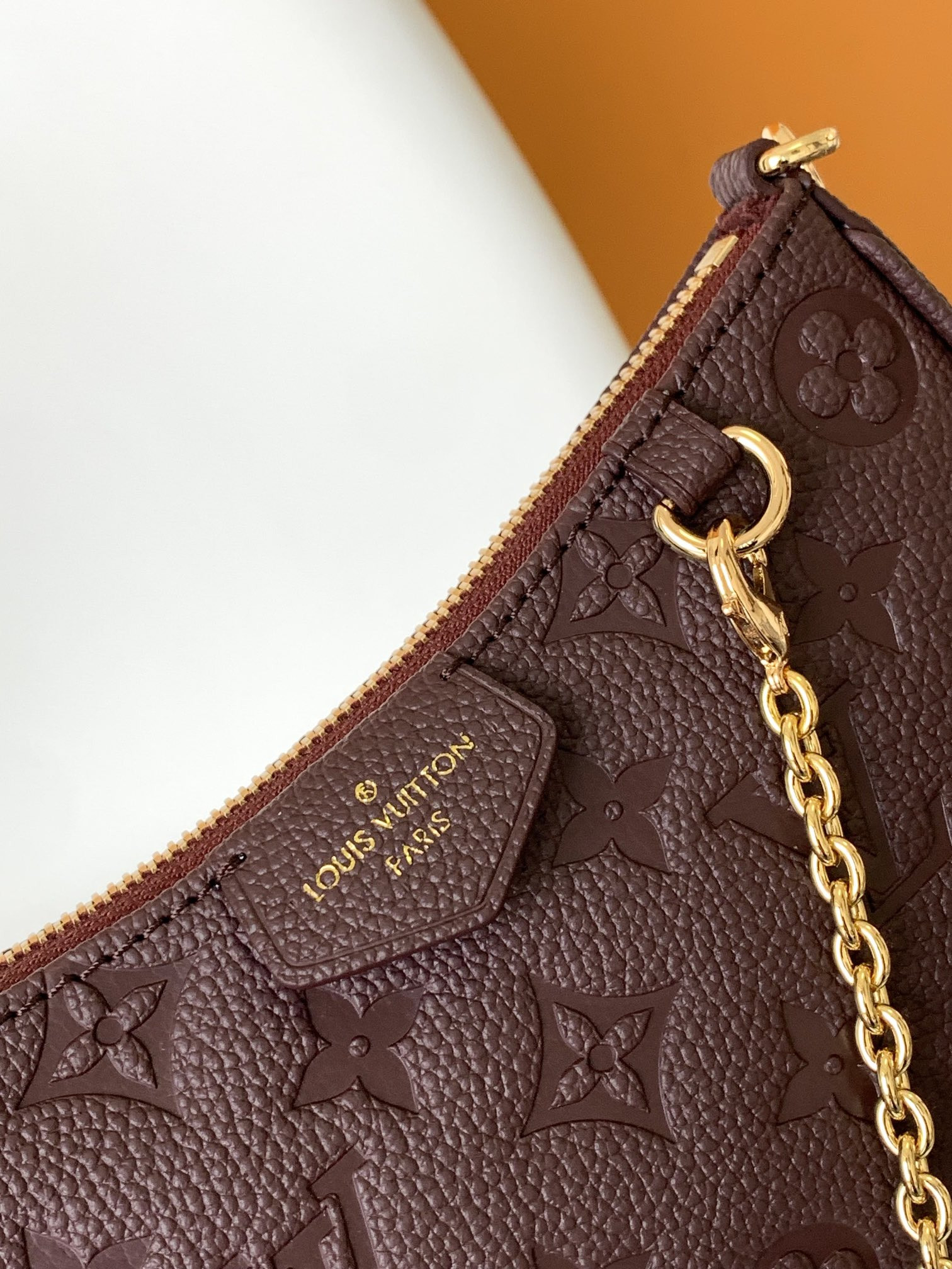 LV EASY POUCH ON STRAP M81862 7.5 x 4.5 x 1.2 inches