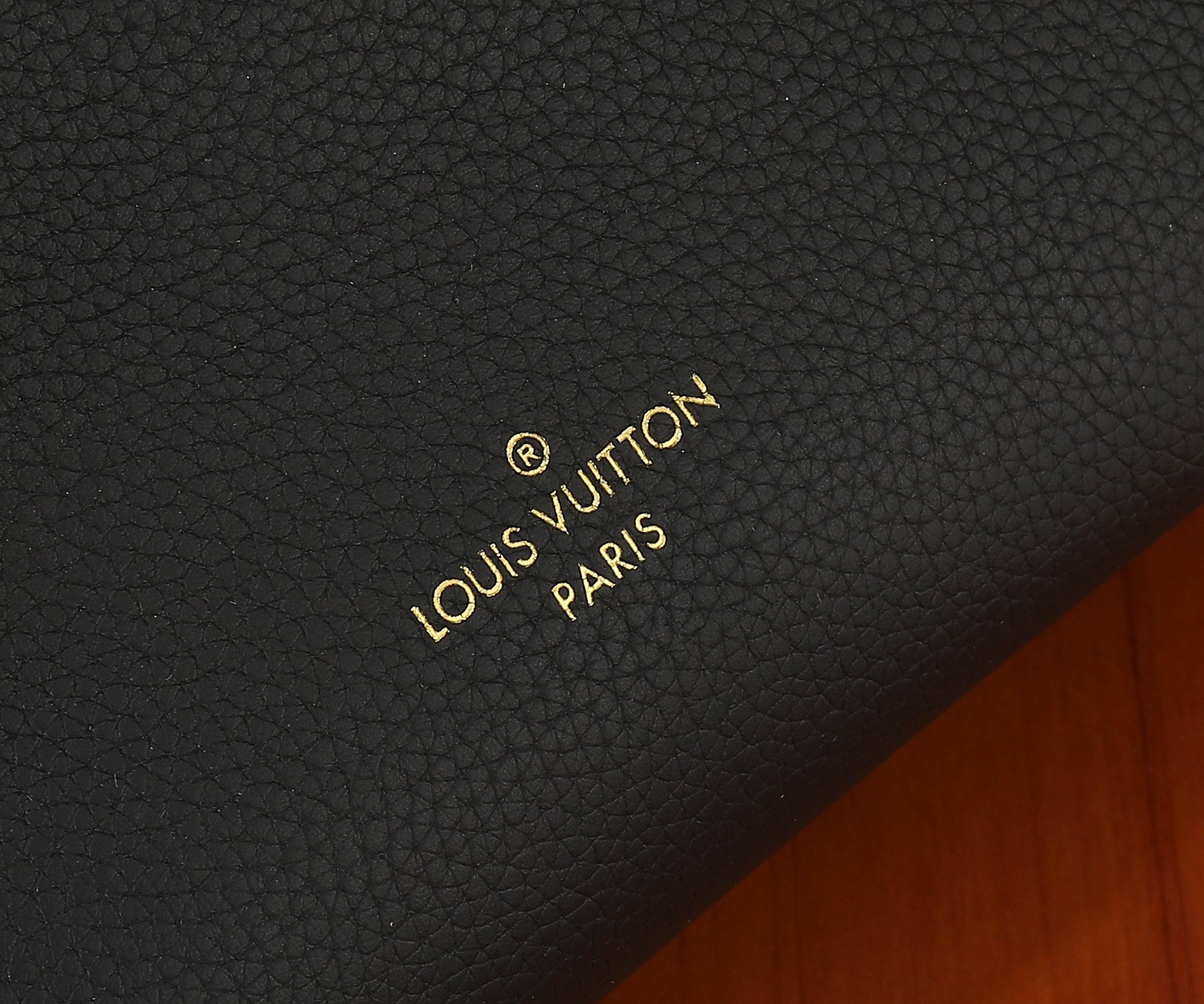 LV Side Trunk PM M23817   7.1 x 4.9 x 3.1 inches