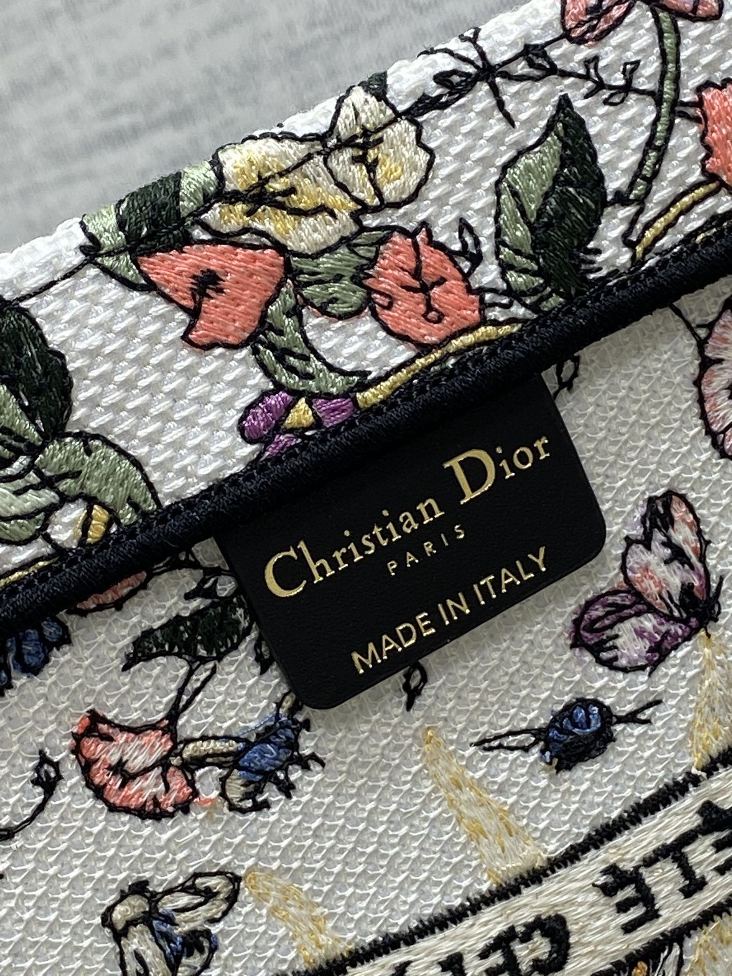 D*or book tote ecru multicolor 42x18x35cm