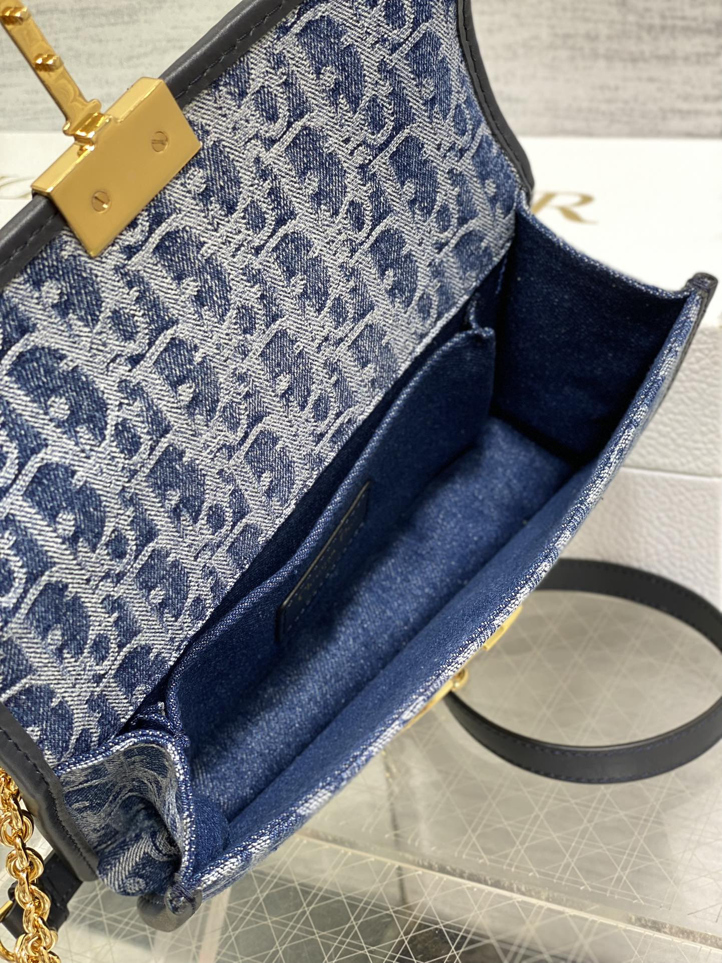 D*or 30 montaigne east-west bag with chain blue denim D*or oblique jacquard 21 x 12 x 6 cm