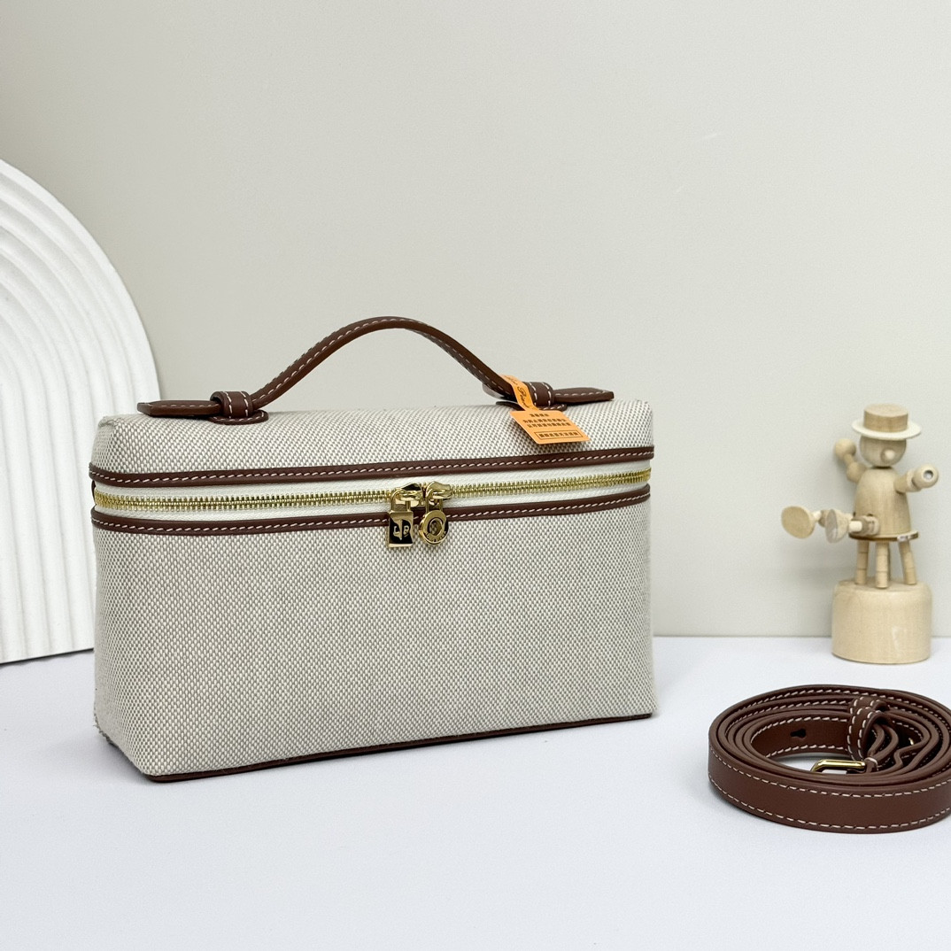 L**o p*ana extra pocket l19  cotton, linen 11 x 19 x 6.5 cm