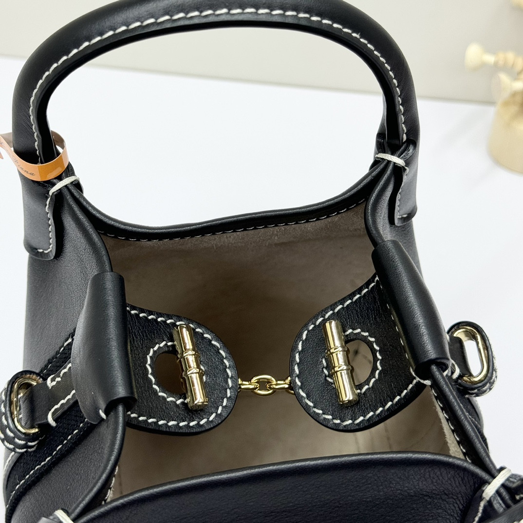 L**o p*ana micro bale bag smooth calfskin 23 x 16 x 14 cm