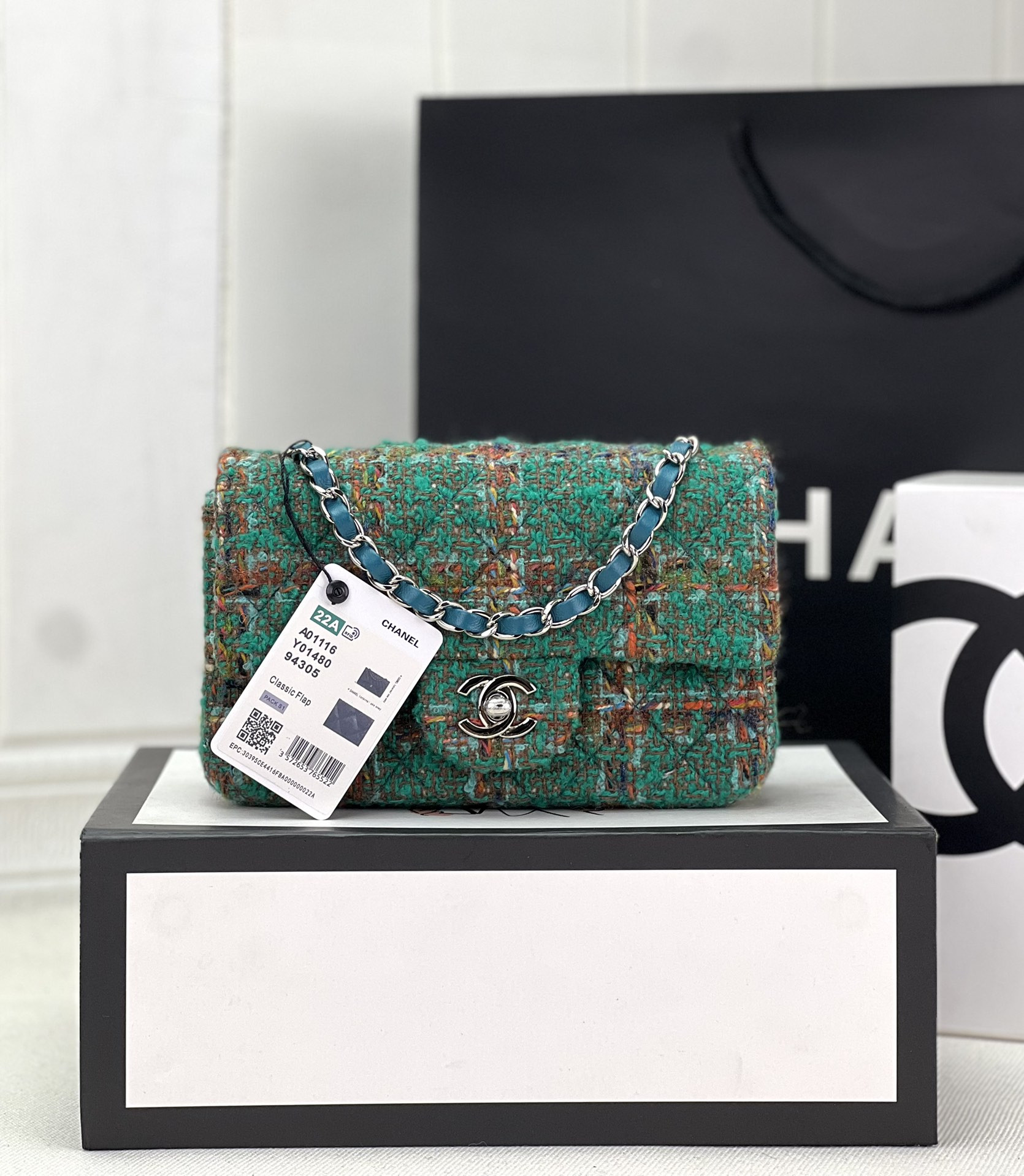 Ch*el classic flap bag 20cm