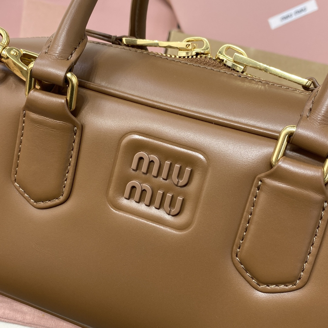 Miu Miu Arcadie leather bag 12x27x9cm