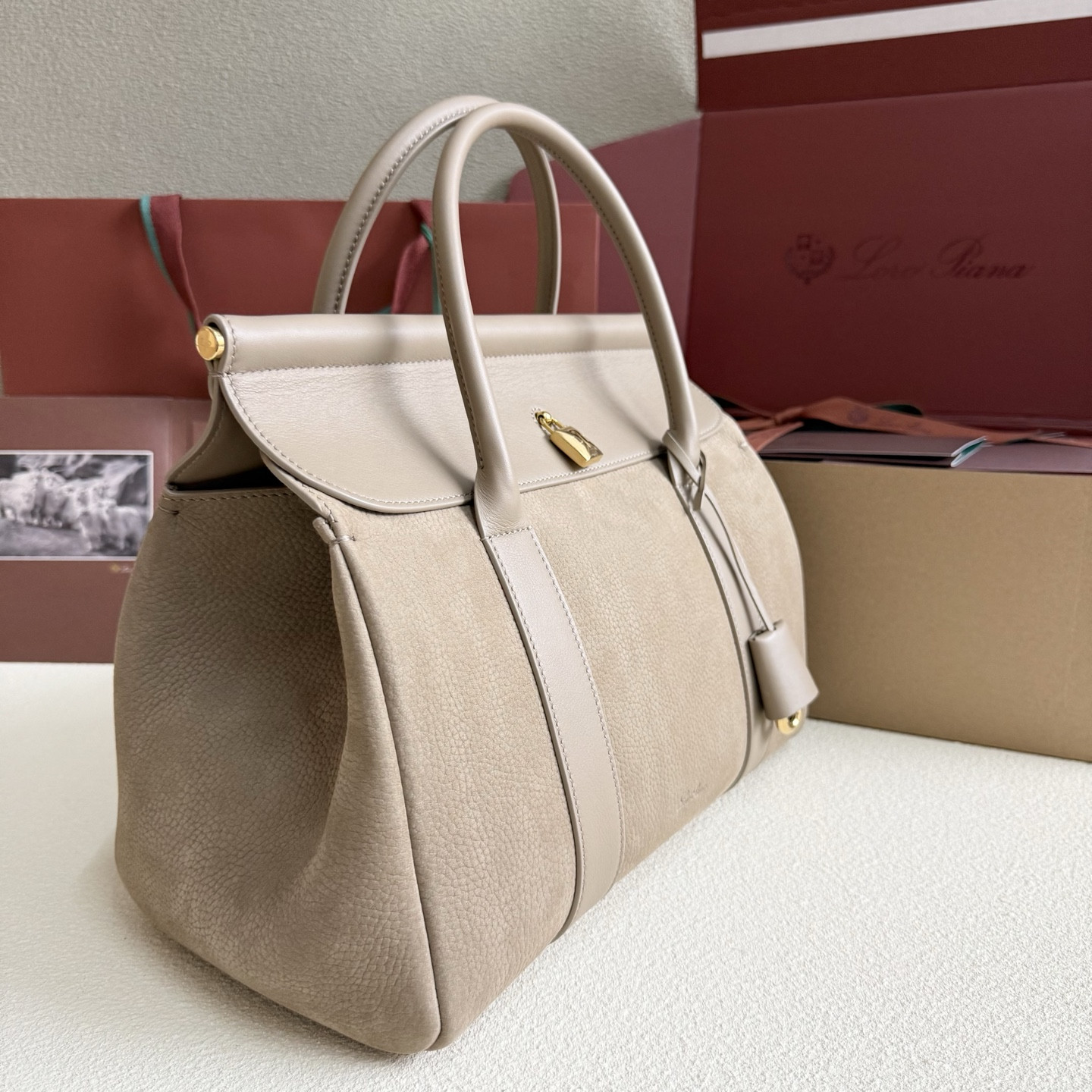 L**o p*ana loom l32 calfskin 33x23x18cm