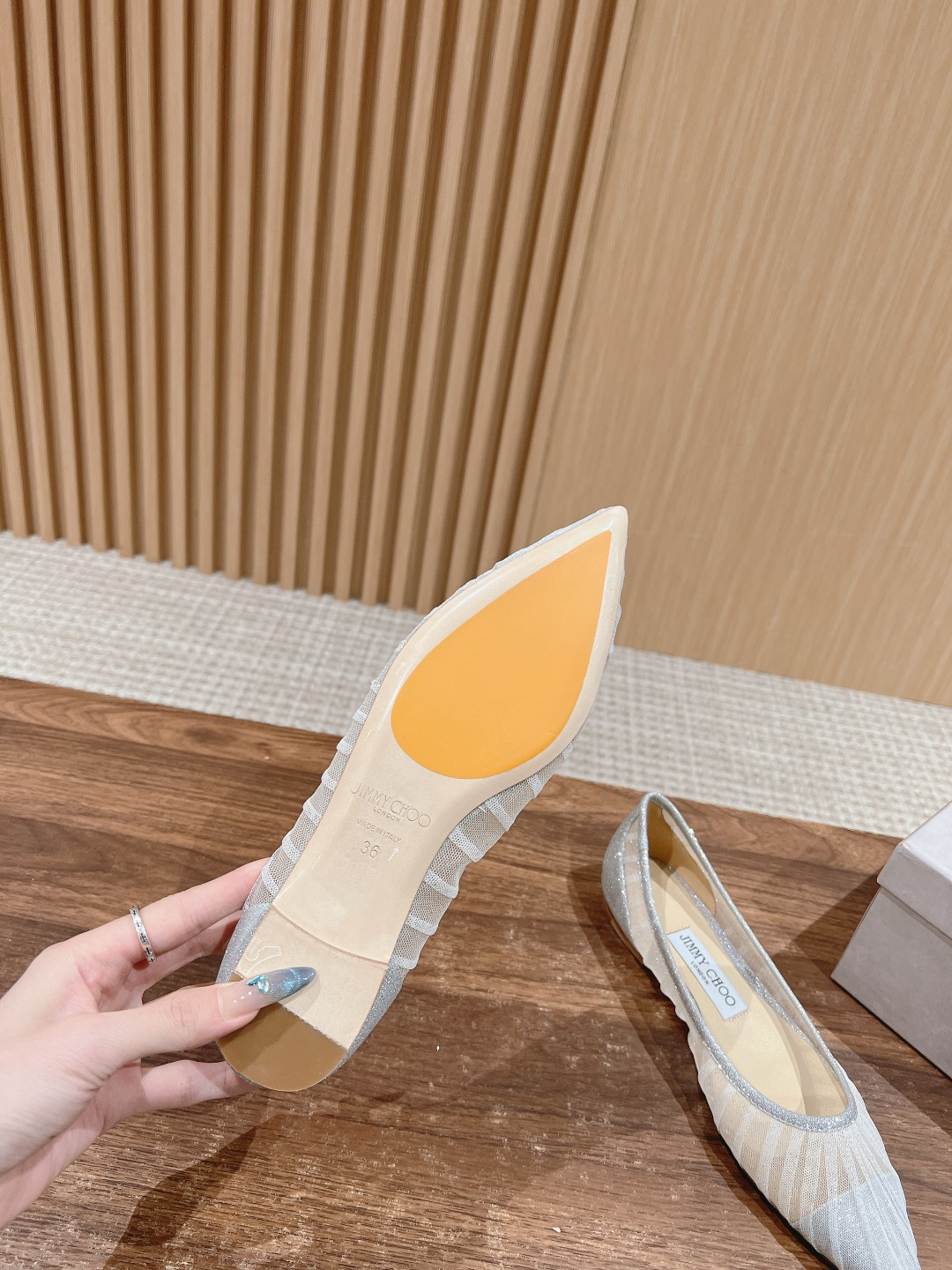 ua Ji*y Ch* flat shoes