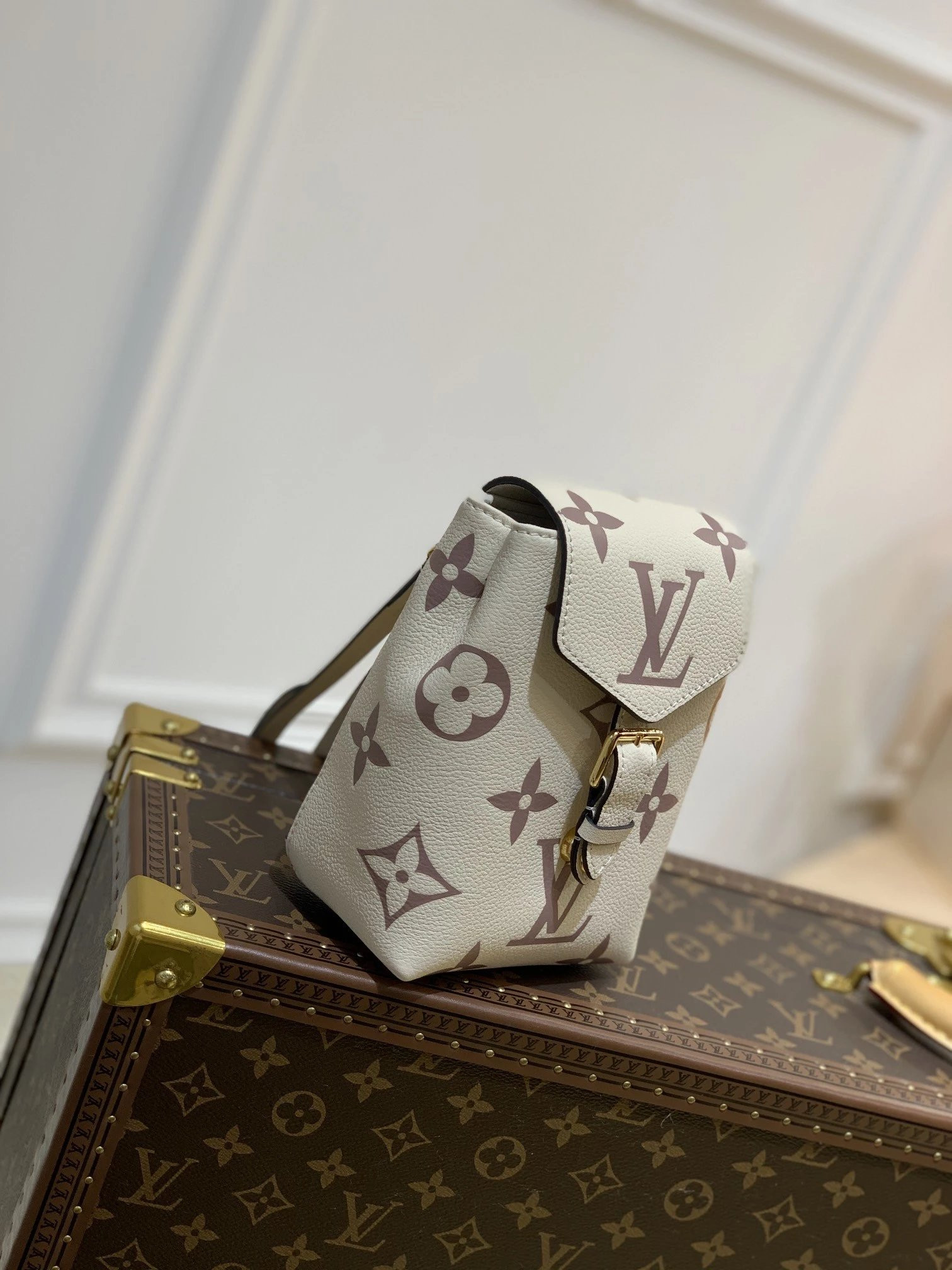 LV TINY BACKPACK M80783