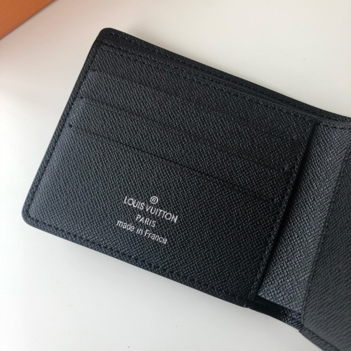 LOUI VUITTO WALLET M61695 11.5*9