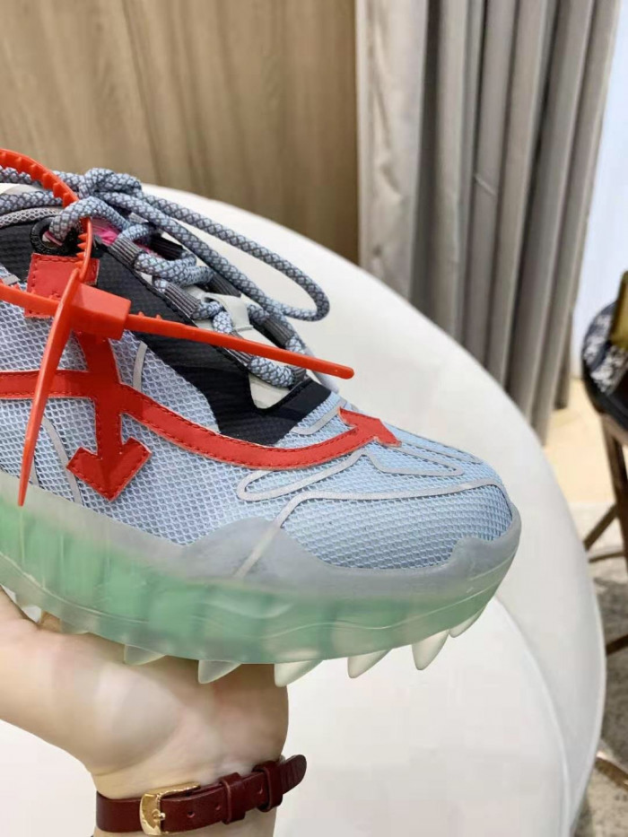 OFF-WHITE C/O ODSY-1000 SNEAKER