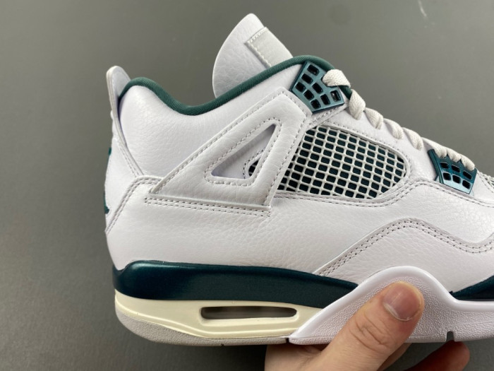 Air Jordan 4 “Oxidized Green”