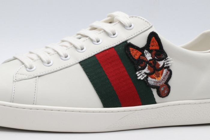 G*u*i low-top sneaker
