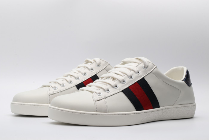 G*u*i low-top sneaker