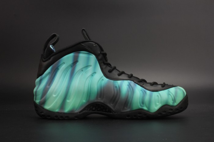nike air foamposite one “N0*Hern lights” black/green mens 840559-001