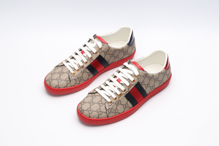 G*u*i low-top sneaker