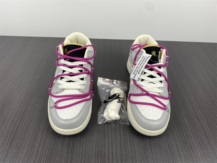 Off-White x Dunk Low