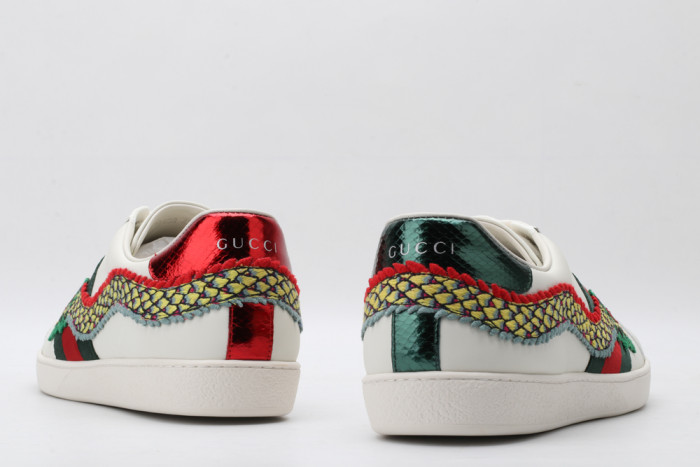 G*u*i low-top sneaker