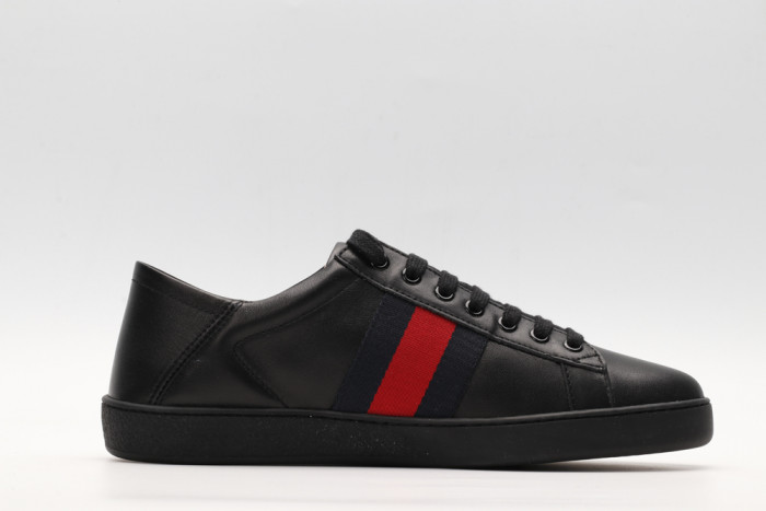 G*u*i low-top sneaker