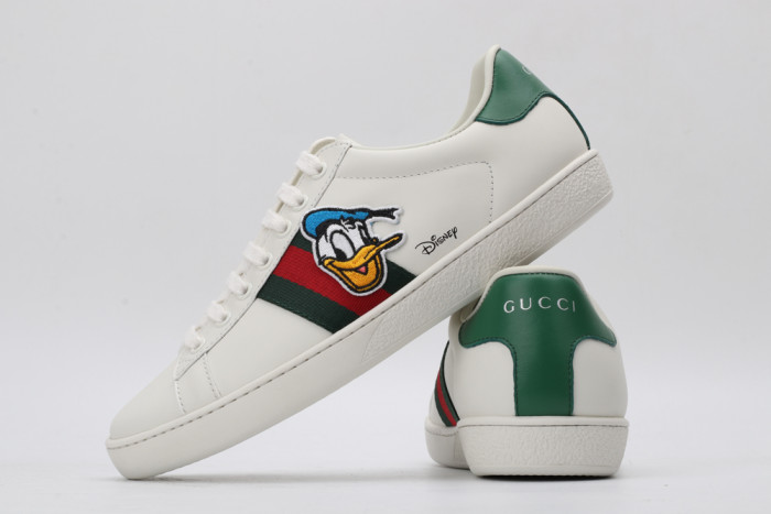 G*u*i low-top sneaker
