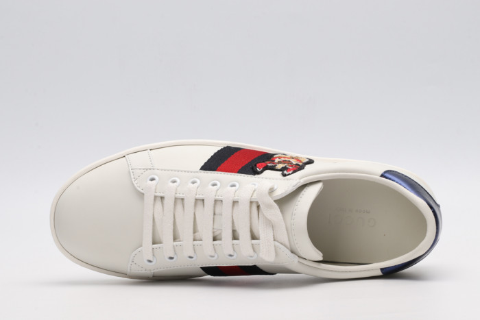 G*u*i low-top sneaker