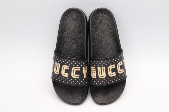 G*u*i slippers